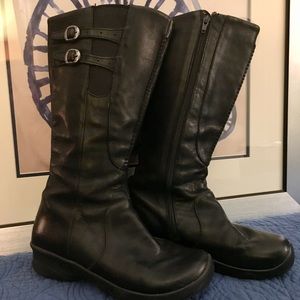 Gorgeous leather Keen boots